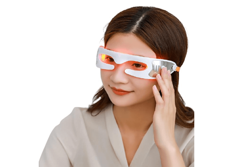 Light therapy eye mask