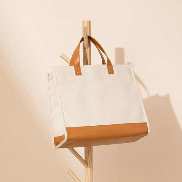 Versatile tote bag