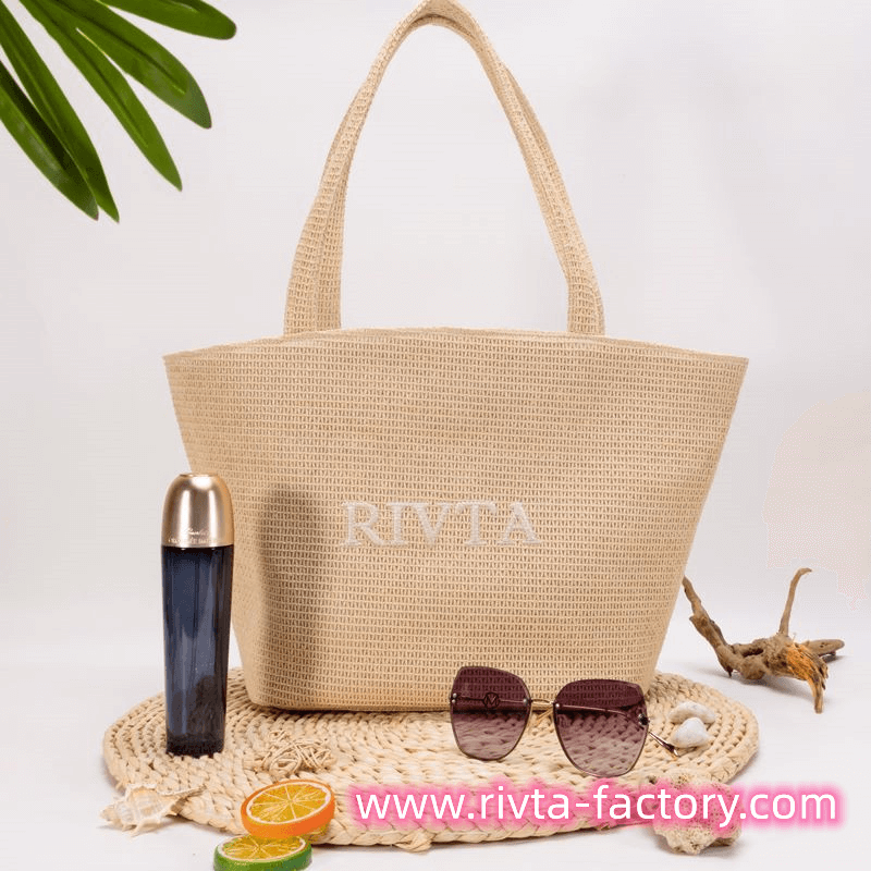 Straw tote bag