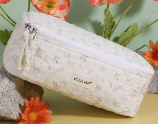 Cosmetic bag