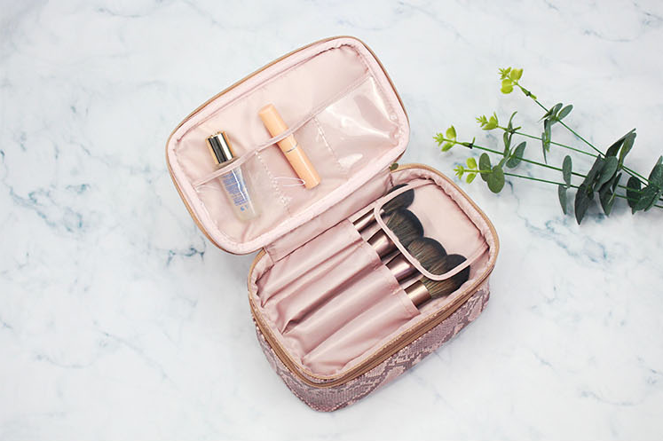 recycled pu leahter makeup case 