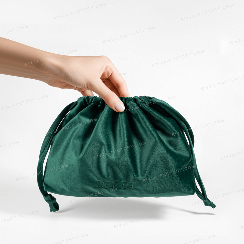 Velvet cosmetic bags made of 100% recycled material -CBR315